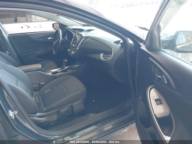 1G1ZE5ST4HF242871 Chevrolet MALIBU 1LT