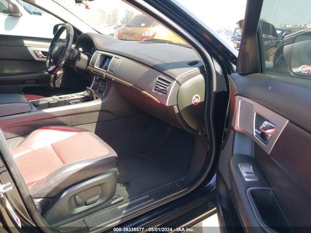 2012 JAGUAR XF SAJWA0FB5CLS59202 Photo 4