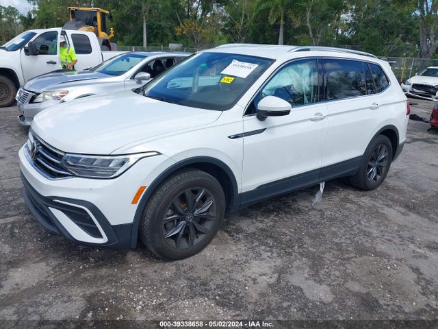 3VV3B7AX2NM075798 Volkswagen Tiguan 2.0t Se