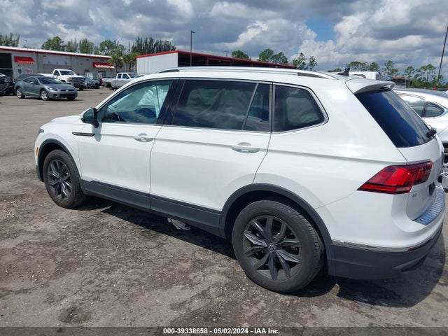 3VV3B7AX2NM075798 Volkswagen Tiguan 2.0t Se