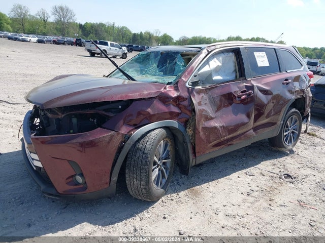 Toyota Highlander Xle 2019 5TDJZRFH2KS923284 Image 2