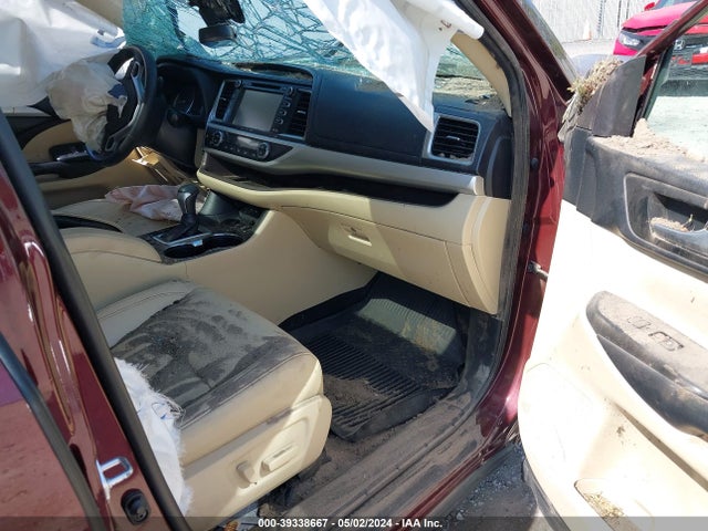 Toyota Highlander Xle 2019 5TDJZRFH2KS923284 Image 5