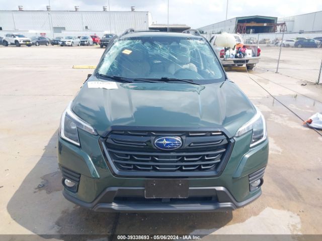 JF2SKAEC9NH416845 Subaru Forester Premium