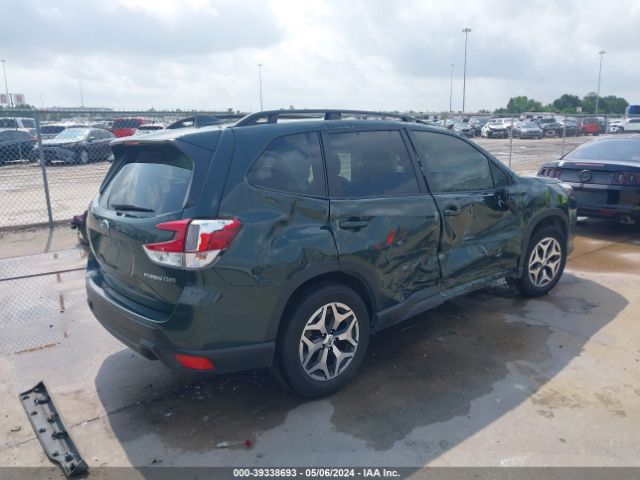 JF2SKAEC9NH416845 Subaru Forester Premium