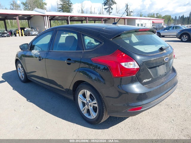 Ford FOCUS SE 2014 1FADP3K27EL213620 Image 3