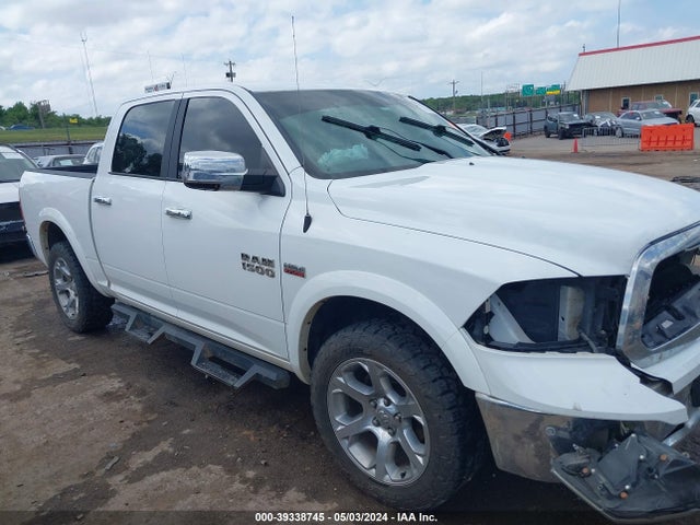 RAM 1500 Laramie  4x4 5'7 Box 2017 1C6RR7NTXHS823924 Image 14