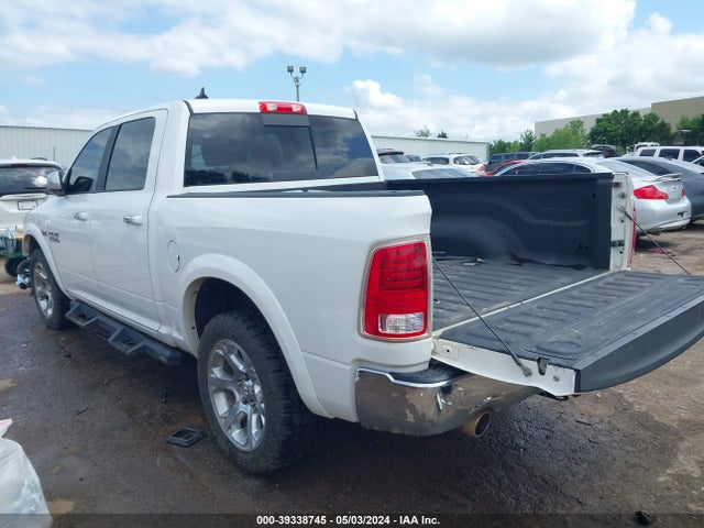 RAM 1500 Laramie  4x4 5'7 Box 2017 1C6RR7NTXHS823924 Image 3