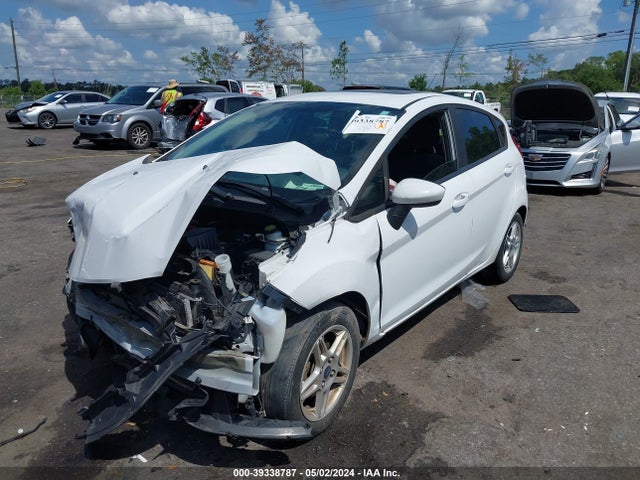 Ford FIESTA SE 2019 3FADP4EJ1KM122376 Image 2