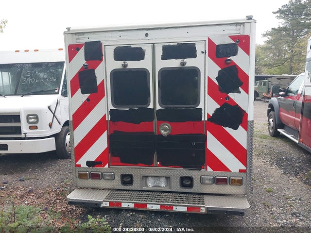 2015 Ford F-450 Chassis Xlt მანქანა იყიდება აუქციონზე, vin: 1FD0X4HT2FED70648, აუქციონის ნომერი: 39338800