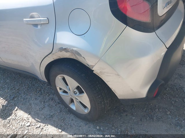 KIA Soul 2016 KNDJN2A2XG7822808 Image 6