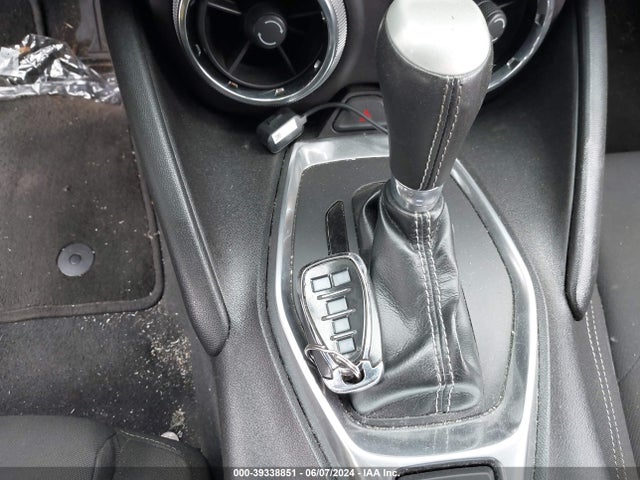 Chevrolet Camaro 1lt 2017 1G1FB1RS6H0114751 Image 27