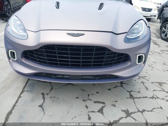 SD7VUJAWXNTV04385 Aston Martin DBX