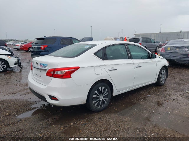 Nissan SENTRA S 2018 3N1AB7AP5JY324378 Image 4