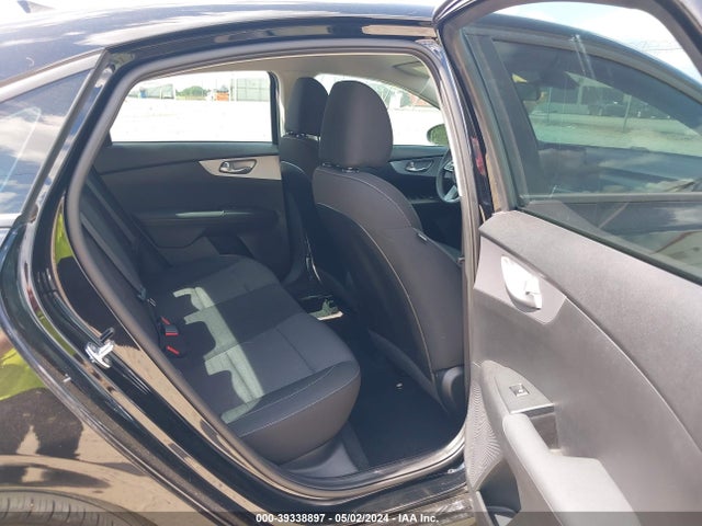 KIA Forte Lxs 2023 3KPF24AD5PE581512 Image 8