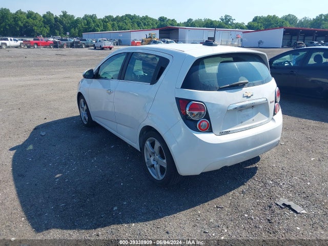 Chevrolet Sonic Ltz Auto 2015 1G1JE6SB5F4202205 Image 3