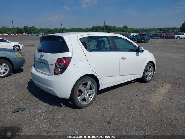 Chevrolet Sonic Ltz Auto 2015 1G1JE6SB5F4202205 Image 4