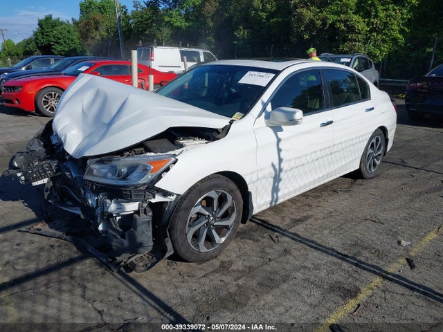 Honda ACCORD EX 2016 1HGCR2F75GA208643 Image 2