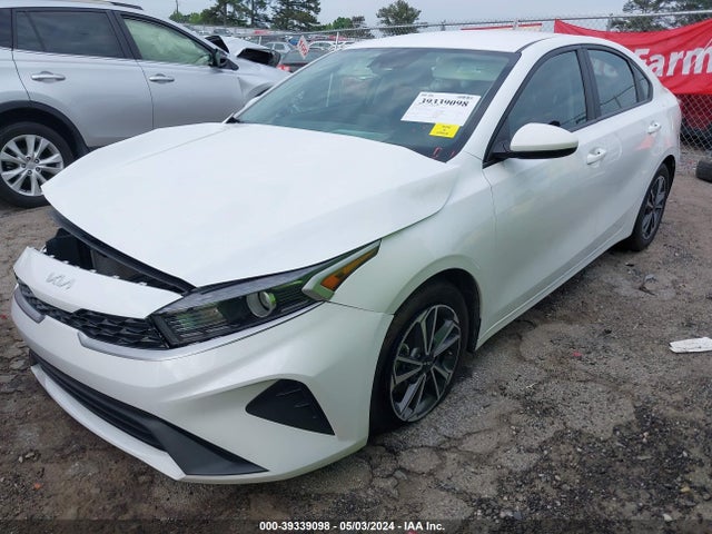 KIA Forte Lxs 2022 3KPF24AD4NE452965 Image 2