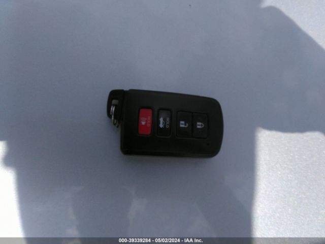 4T1BD1FK6FU176009 Toyota Camry Hybrid Le