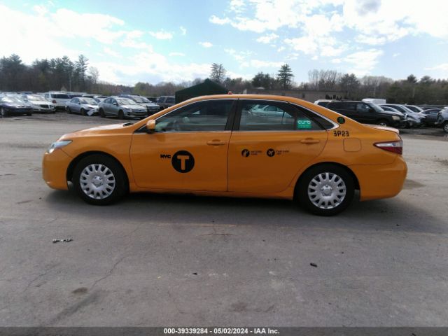 4T1BD1FK6FU176009 Toyota Camry Hybrid Le