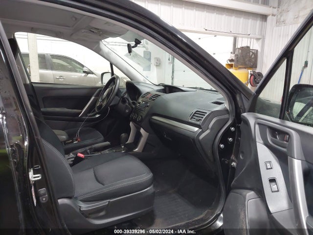 Subaru Forester 2.5i Premium 2015 JF2SJADC8FH548260 Image 5