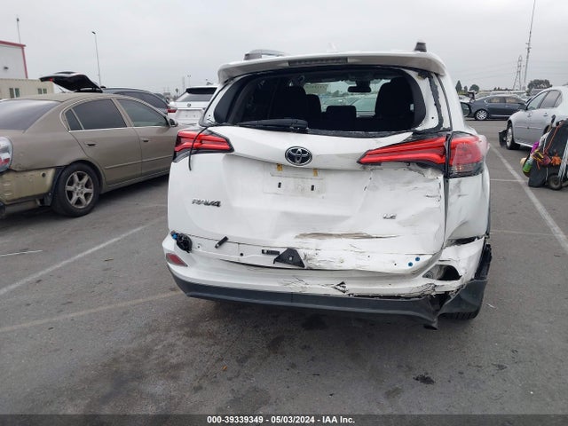 Toyota RAV4 LE 2018 2T3ZFREVXJW416441 Image 16