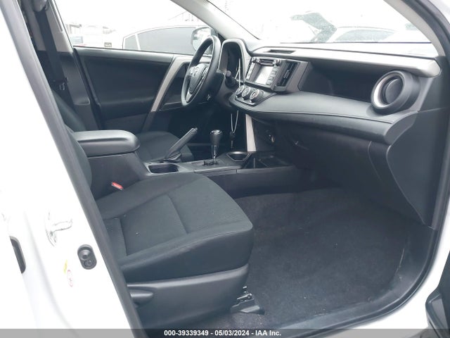 Toyota RAV4 LE 2018 2T3ZFREVXJW416441 Image 5