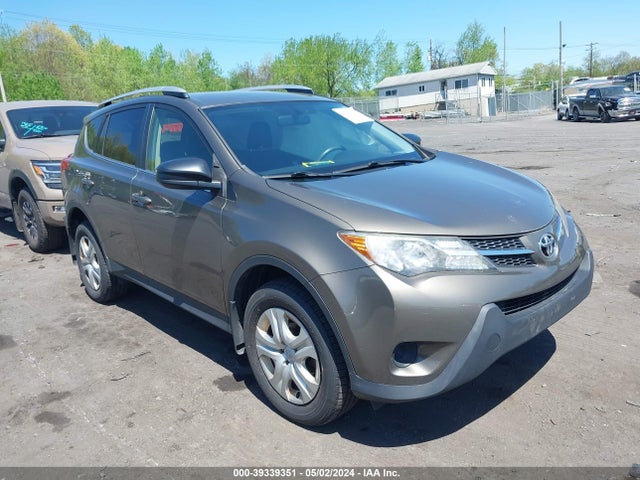 Toyota RAV4 LE 2015 JTMBFREV0FD128403 главное изображение