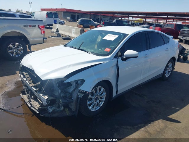 Ford FUSION S 2015 3FA6P0G73FR294758 Image 2