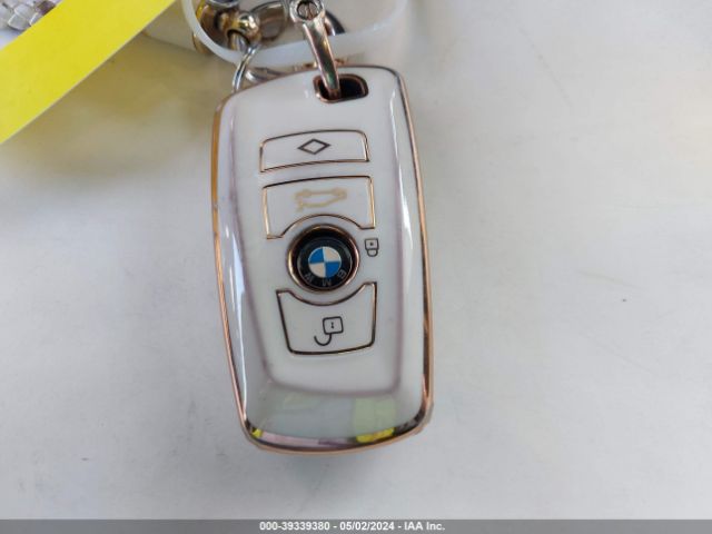 WBA8E1G58JNU92452 BMW 320i