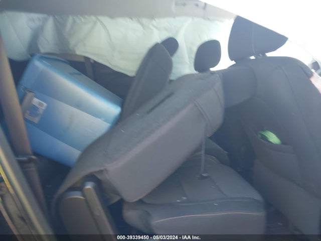 Chevrolet Traverse Ls 2019 1GNERFKW6KJ223860 Image 8