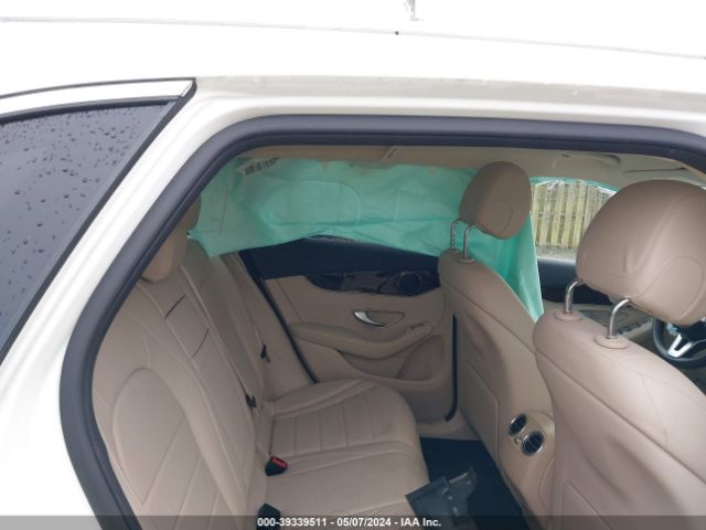 W1N0G8DB6NG090817 Mercedes-Benz Glc 300 Suv
