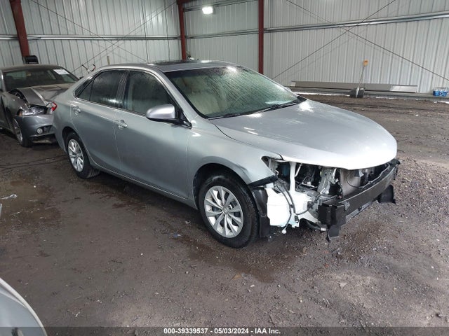 Toyota CAMRY LE 2015 4T1BF1FK1FU096742 Image 1