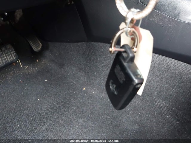 Toyota Rav4 Xle 2016 JTMRFREV3GJ103965 Image 11