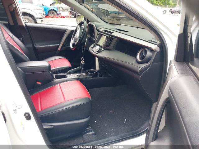Toyota Rav4 Xle 2016 JTMRFREV3GJ103965 Image 5