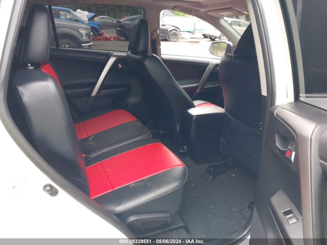 Toyota Rav4 Xle 2016 JTMRFREV3GJ103965 Image 8