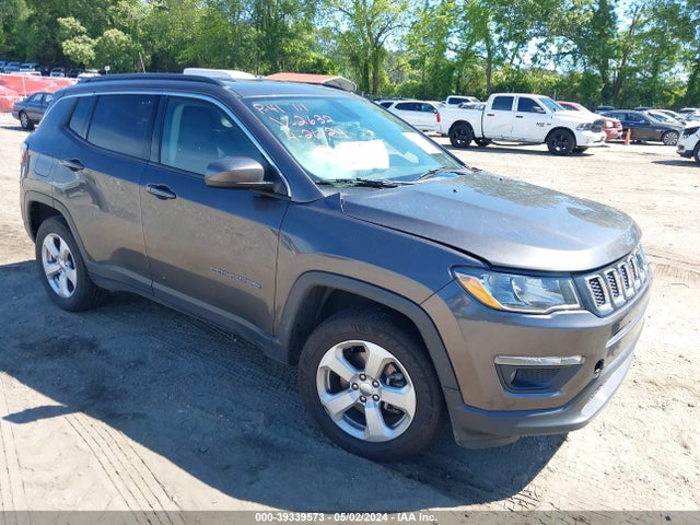 Jeep Compass Latitude 4x4 2018 3C4NJDBBXJT492632 Image 1