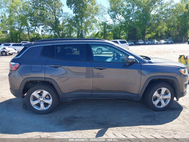 Jeep Compass Latitude 4x4 2018 3C4NJDBBXJT492632 Image 13
