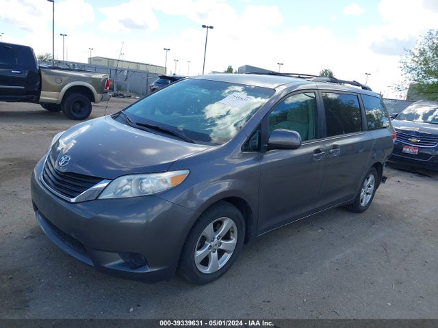 2011 Toyota Sienna Le V6 მანქანა იყიდება აუქციონზე, vin: 5TDKK3DC8BS066515, აუქციონის ნომერი: 39339631