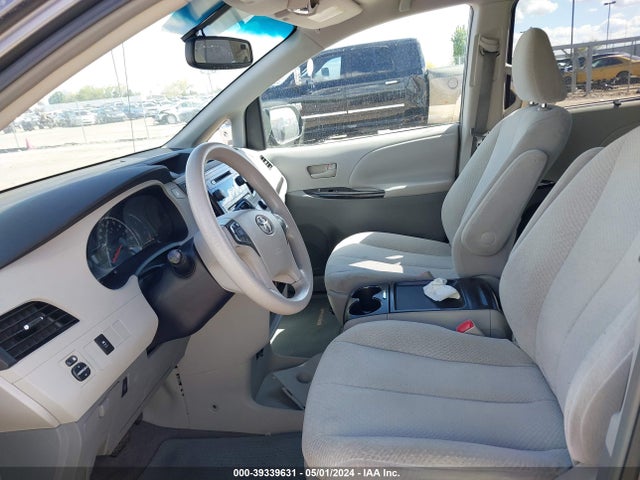 2011 Toyota Sienna Le V6 მანქანა იყიდება აუქციონზე, vin: 5TDKK3DC8BS066515, აუქციონის ნომერი: 39339631