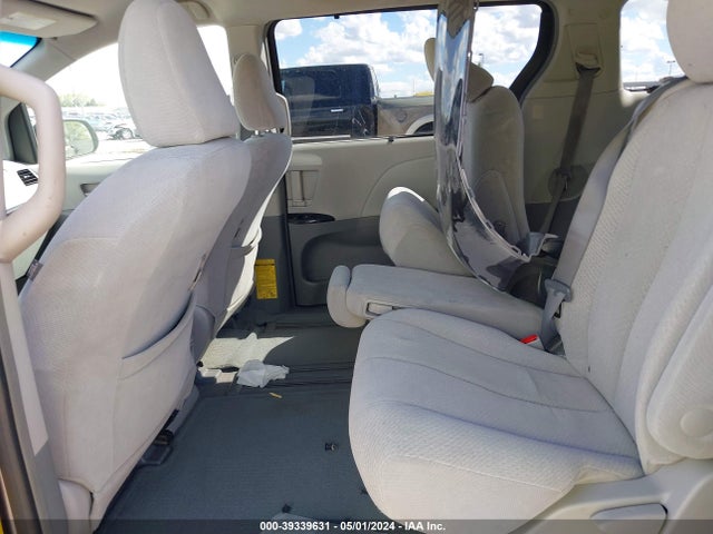 2011 Toyota Sienna Le V6 მანქანა იყიდება აუქციონზე, vin: 5TDKK3DC8BS066515, აუქციონის ნომერი: 39339631