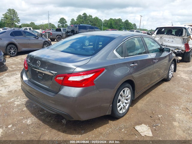 Nissan Altima 2.5 S 2017 1N4AL3AP5HC252044 Image 4