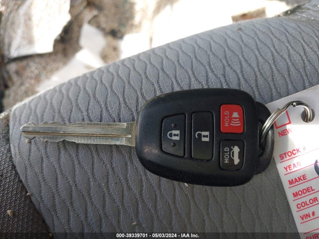 Toyota COROLLA LE 2016 2T1BURHE8GC689562 Image 11