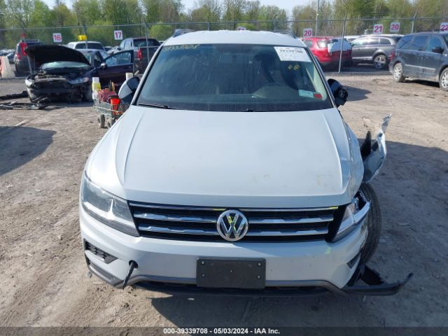 3VV0B7AX9JM054038 Volkswagen Tiguan 2.0t S
