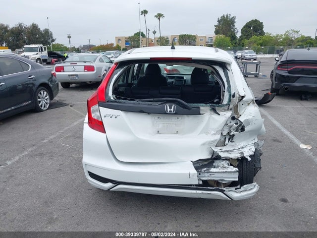 Honda FIT LX 2018 3HGGK5H46JM709416 Image 16