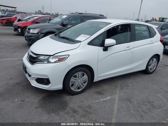Honda FIT LX 2018 3HGGK5H46JM709416 Image 2
