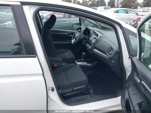 Honda FIT LX 2018 3HGGK5H46JM709416 Image 5