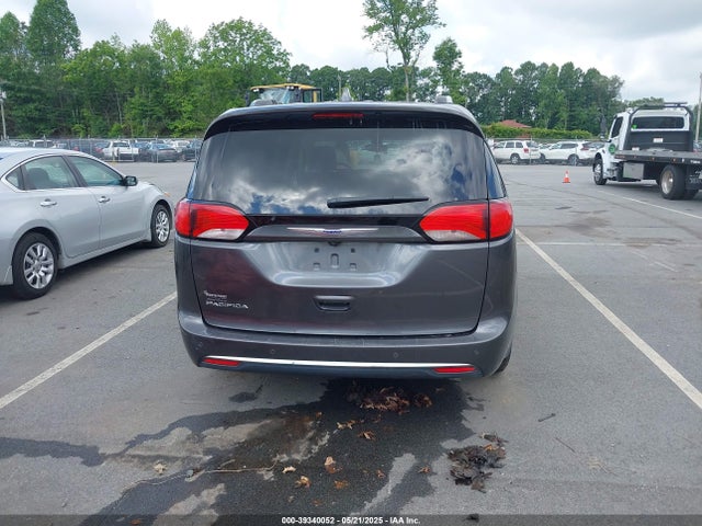 2C4RC1BG6JR309560 Chrysler Pacifica Touring L