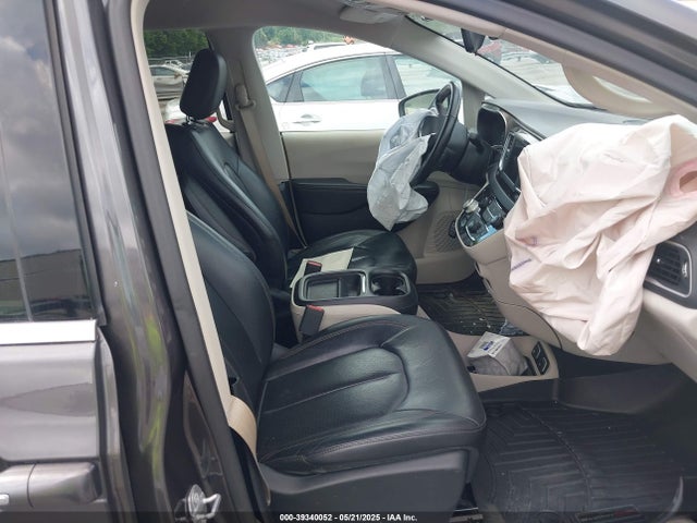 2C4RC1BG6JR309560 Chrysler Pacifica Touring L