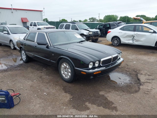 2000 JAGUAR XJ8 SAJDA14C5YLF10559 Photo 0